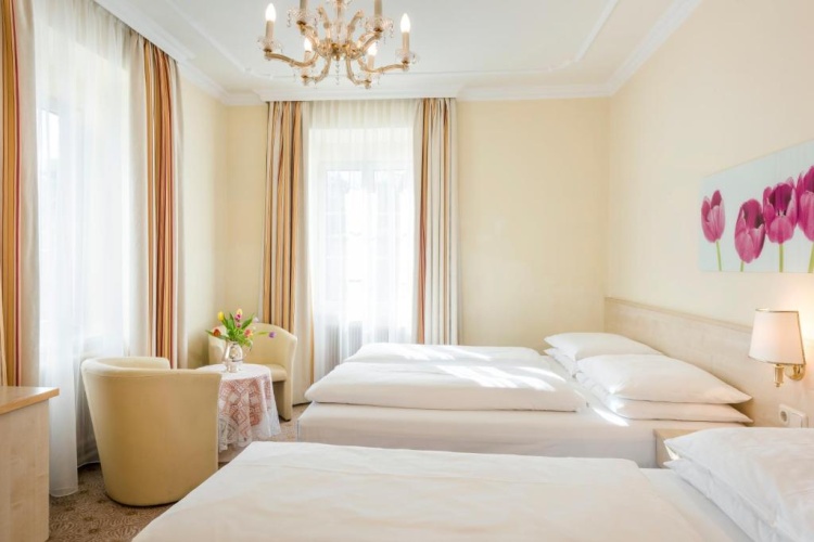 Standard Quadruple room