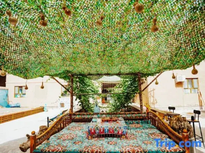 Turpan Xunmi Inn