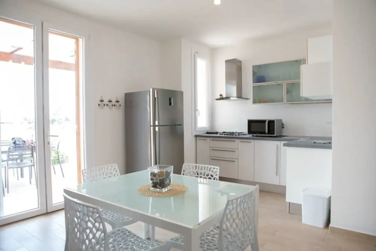 2 Bedrooms Cottage