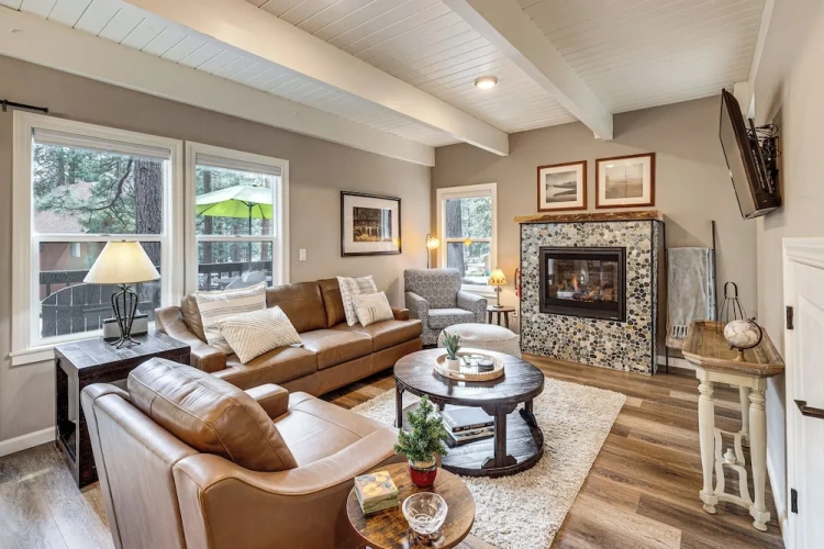 3 Bedrooms Cottage