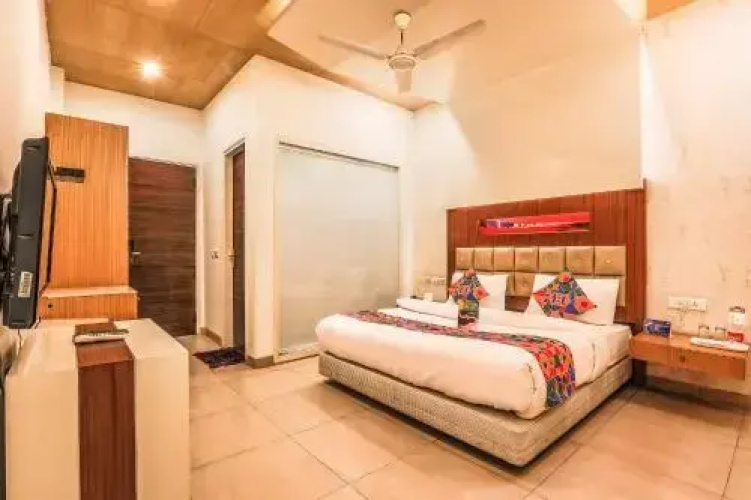 Lakshmi Residence By FabHotel