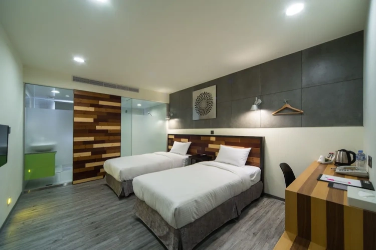 Standard Twin room