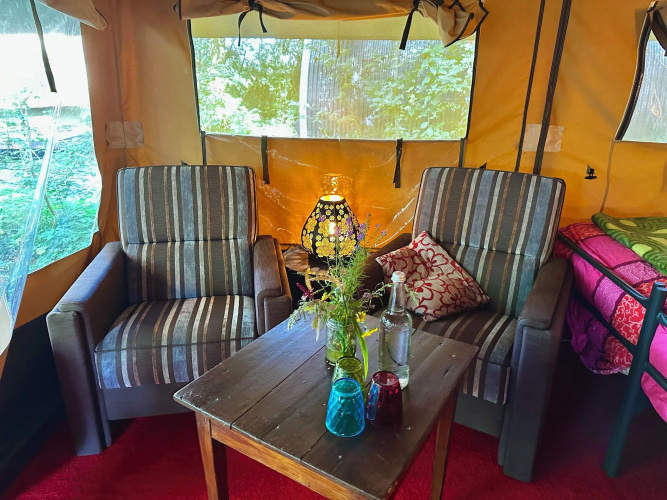 Camping De Helleborus