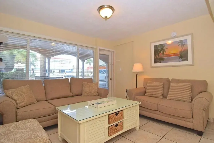 2 Bedrooms Double Suite