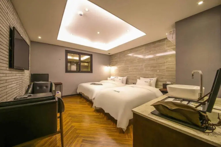 Hotel Smith