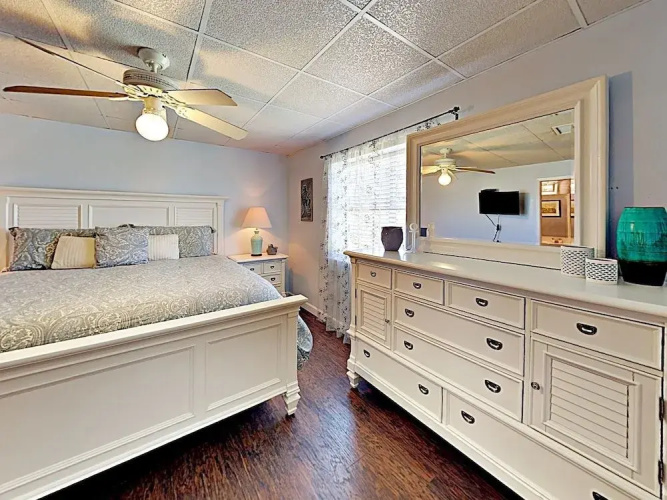 63 Island Retreat