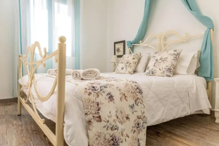 Luxury Triple room