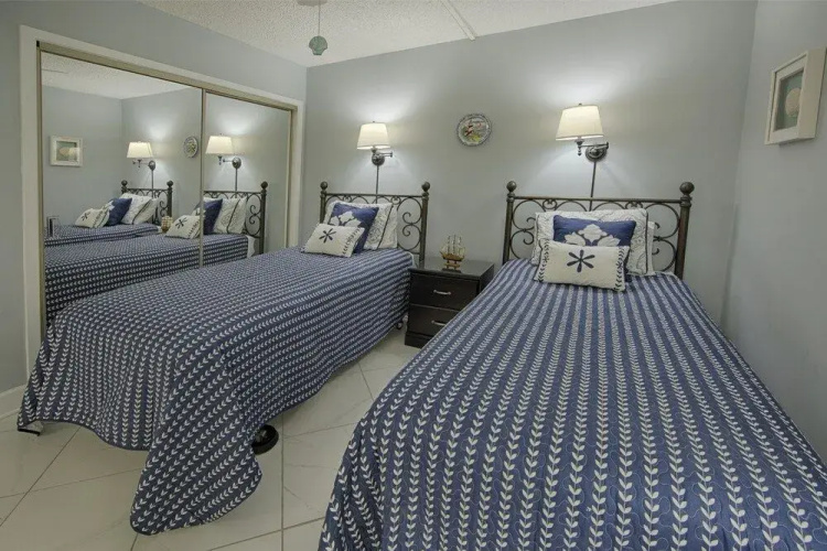 Gulf Shore Condo #320