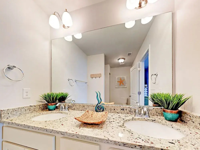 Shadow Lake - 3 Br Townhouse