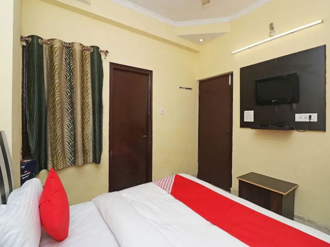 OYO 23167 Hotel Panorama