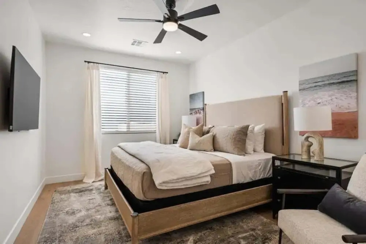Laguna Beach 4 Bedroom Townhouse