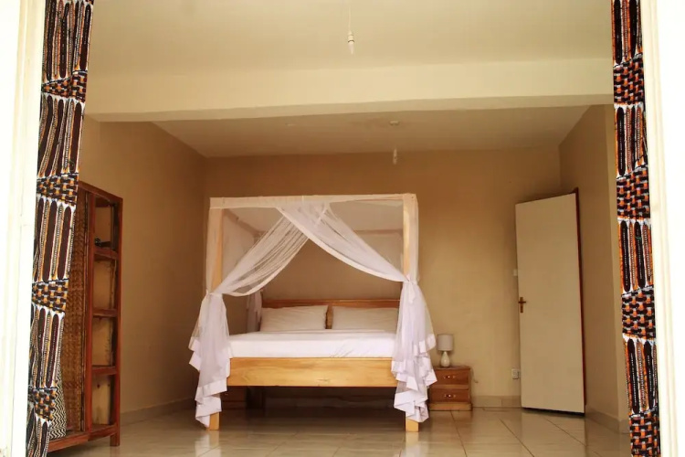 Bromelia Guesthouse