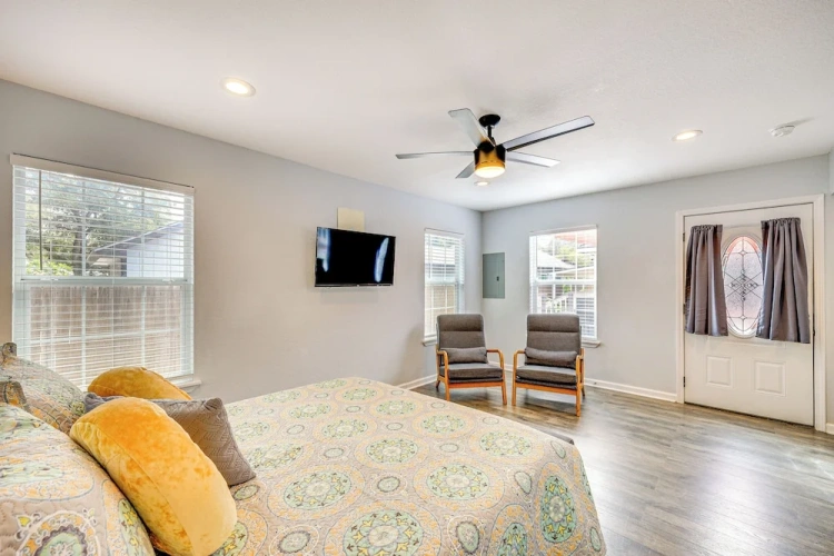 Guest rooms