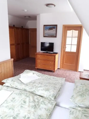 Standard Quintuple room