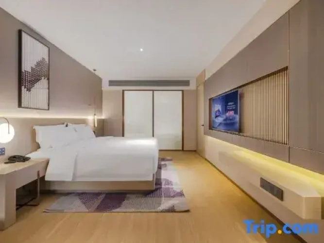 Deluxe Double Suite