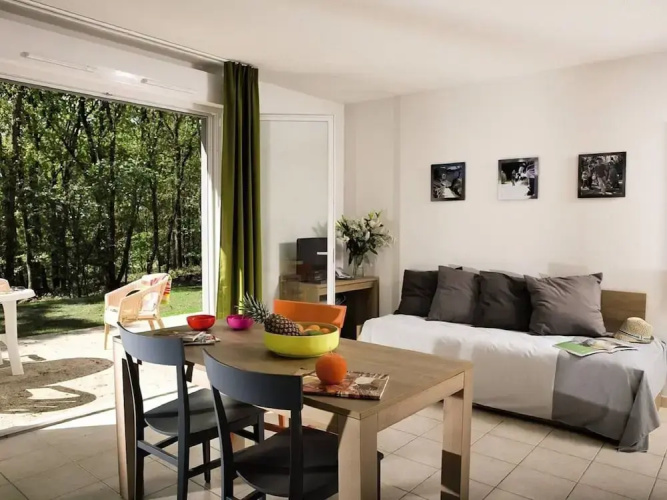 Beautiful Holiday Home With Linen Package