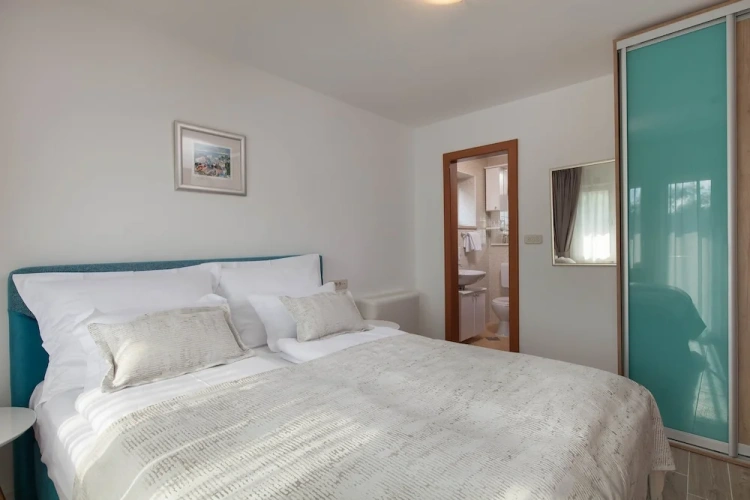 Standard Double room with balcony and with sea view