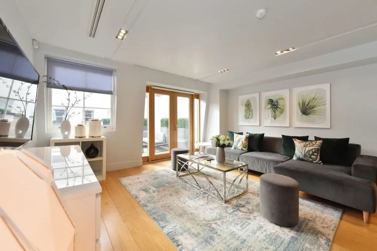 Superior Apartment