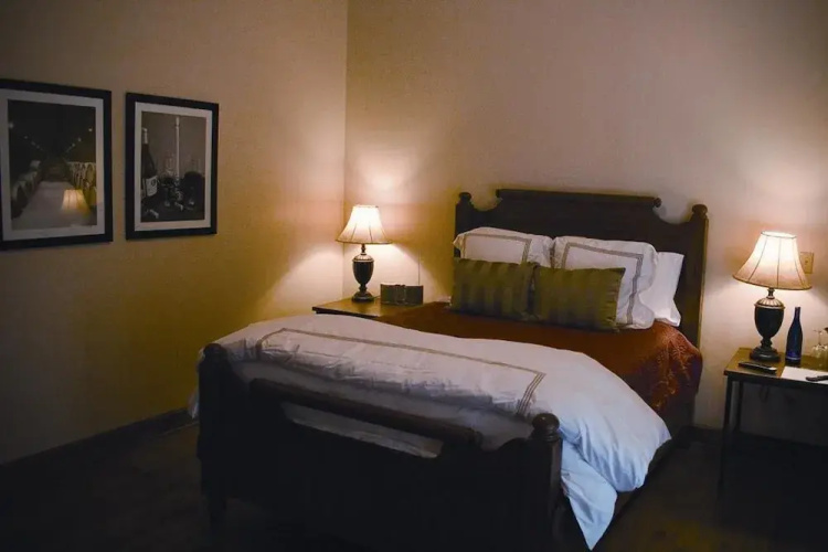 Elk Creek Lodging