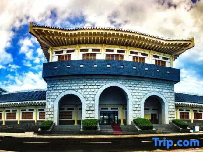 day  and month  hotel