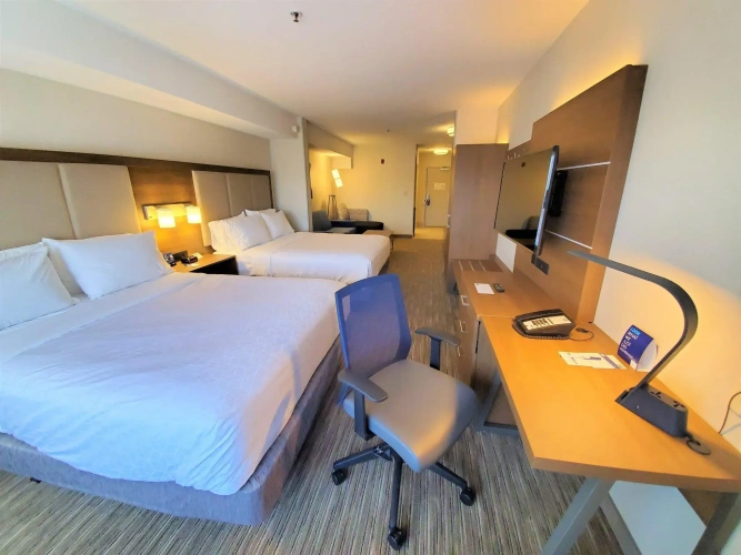 Quadruple Suite