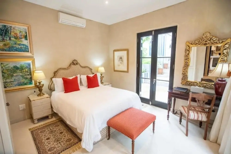 Deluxe Double Suite