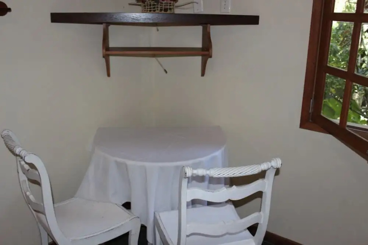 Casinha no sítio Calmamente