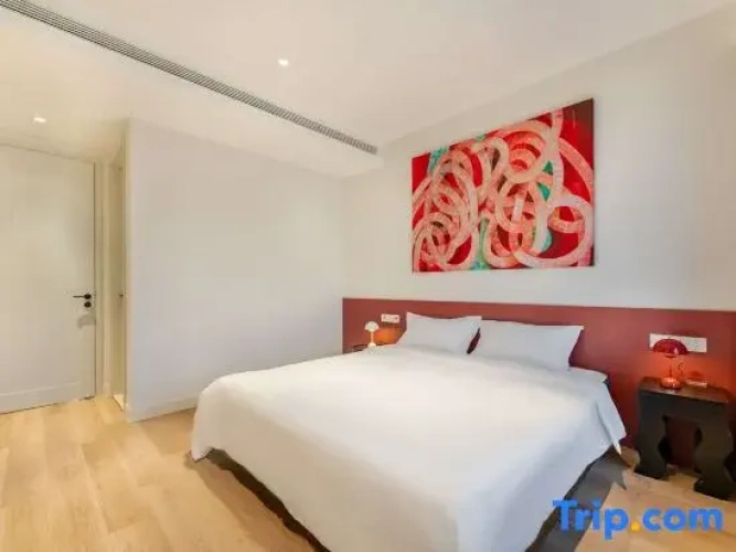 2 Bedrooms Standard Family room
