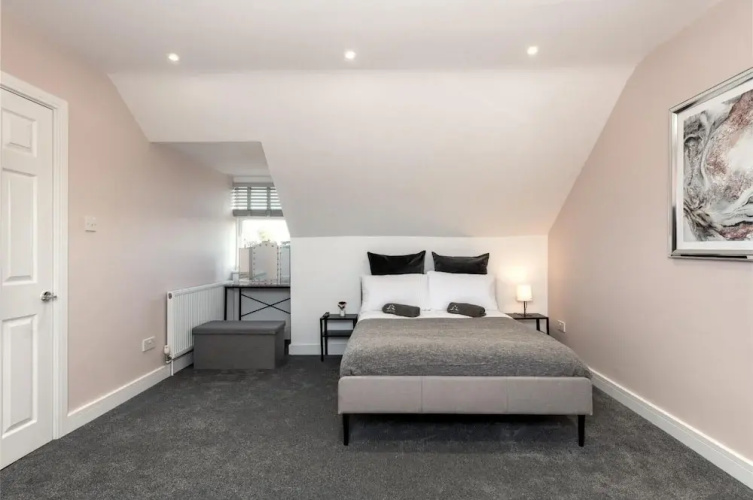 Huge 1-bed Apartment in Kent