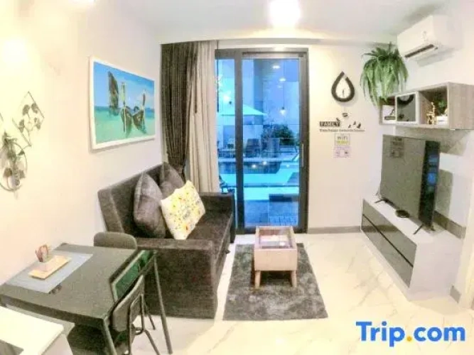 1 Bedroom Apartment with balcony