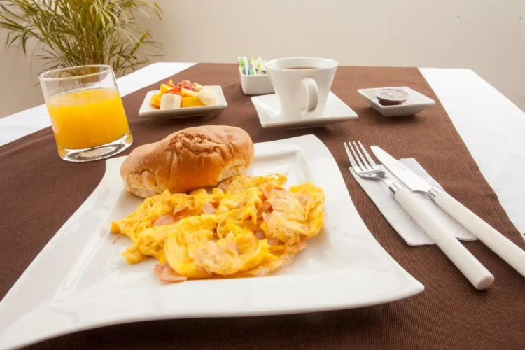 Cafe Y Miel