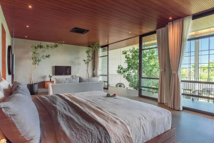 Sea View Pool House