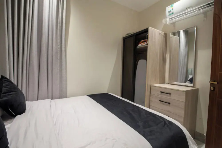 Elite One-Bedroom Apt AlRimal-4