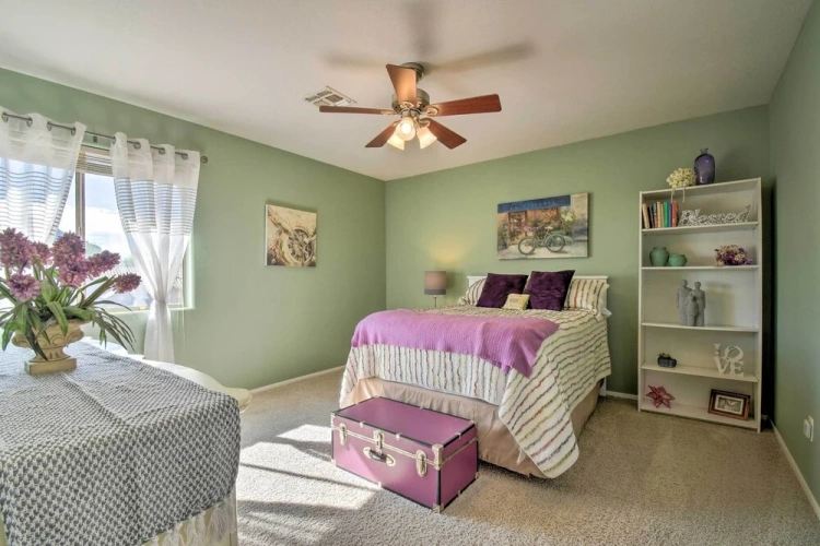 4 Bedrooms Cottage