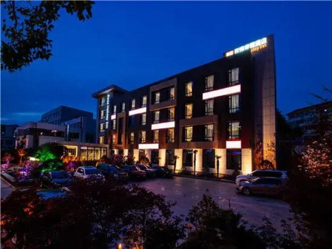 Rose Holiday Hotel
