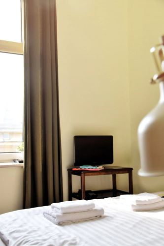 4th Floor Bed and Breakfast