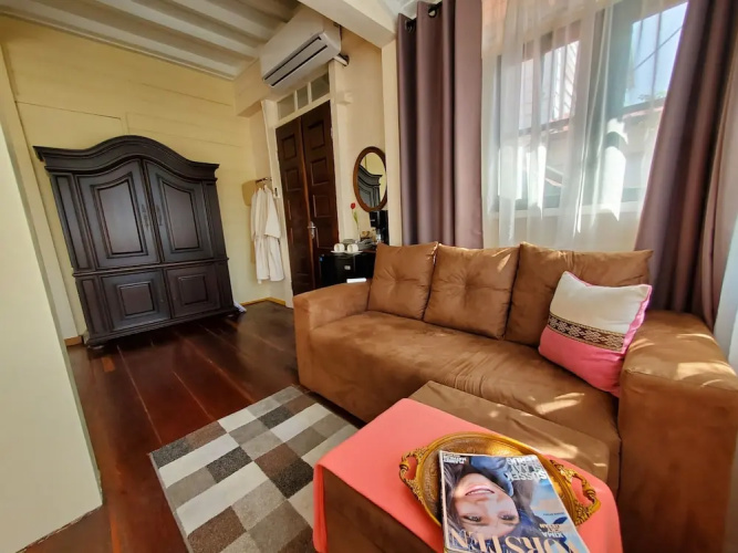 Prins Hendrik Suites