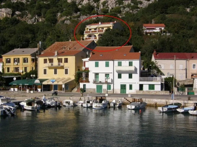2 Bedrooms Apartment with sea view