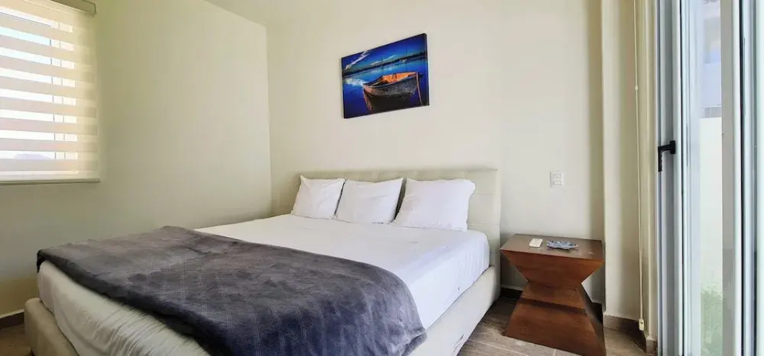 CASA REYES Stunning Rooftop Oceanview