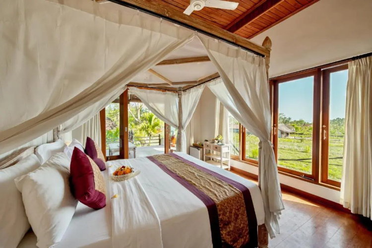 Santosha Villas & Spa