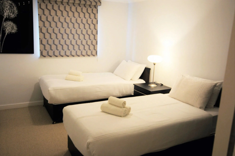 Zen Apartments - Docklands