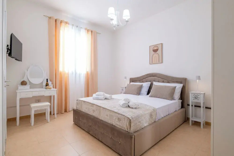 Deva Room