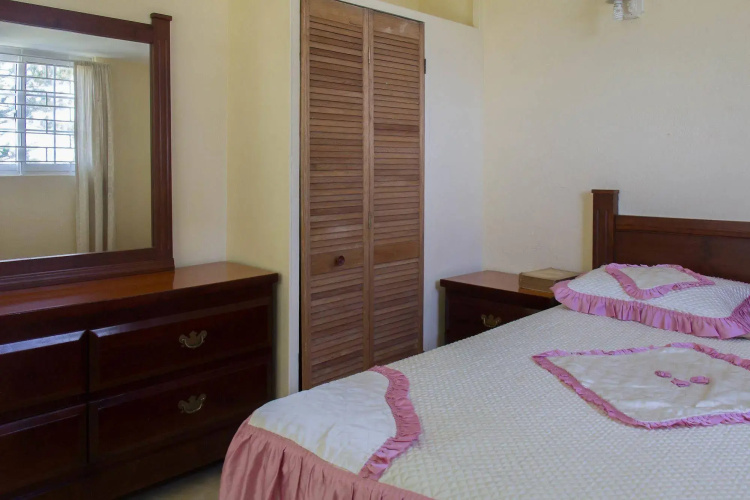 Chateau De La Rose Bed and Breakfast