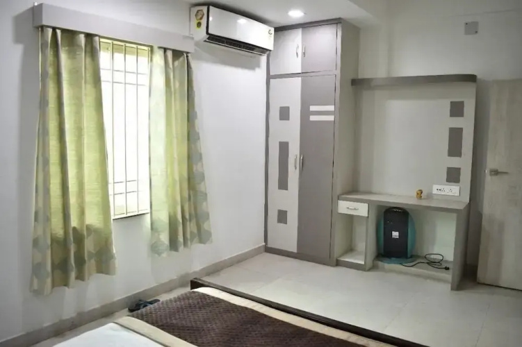 Mayur Hotel
