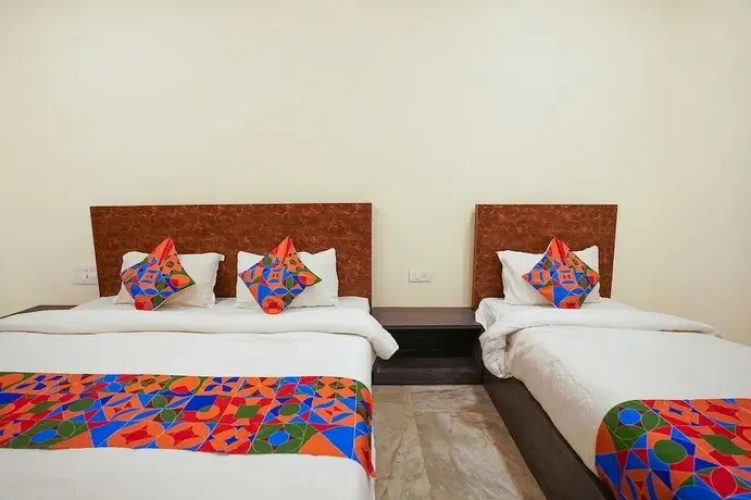 Fabexpress Yash Comfort Inn