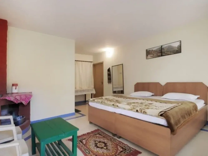 2 Bedrooms Family Cottage with balcony and with land view
