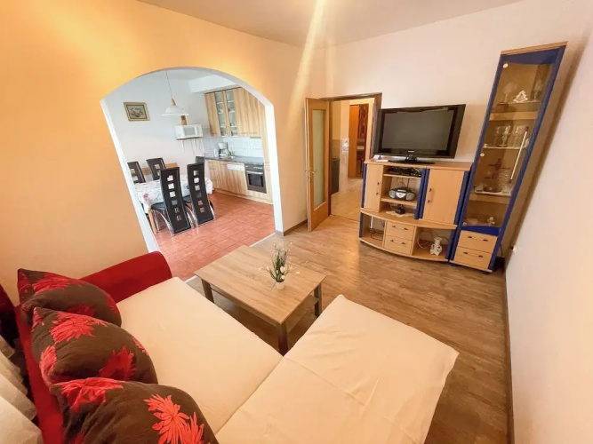 Apartment Fruk 2