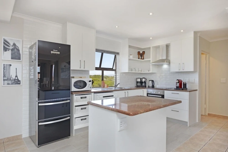 3 Bedrooms Cottage