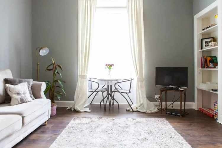 1 Bedroom Flat In Edinburgh City Centre
