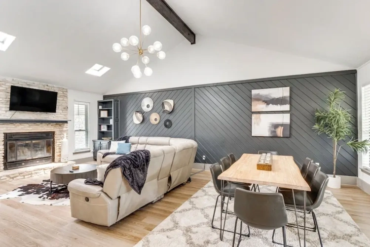 4 Bedrooms Cottage